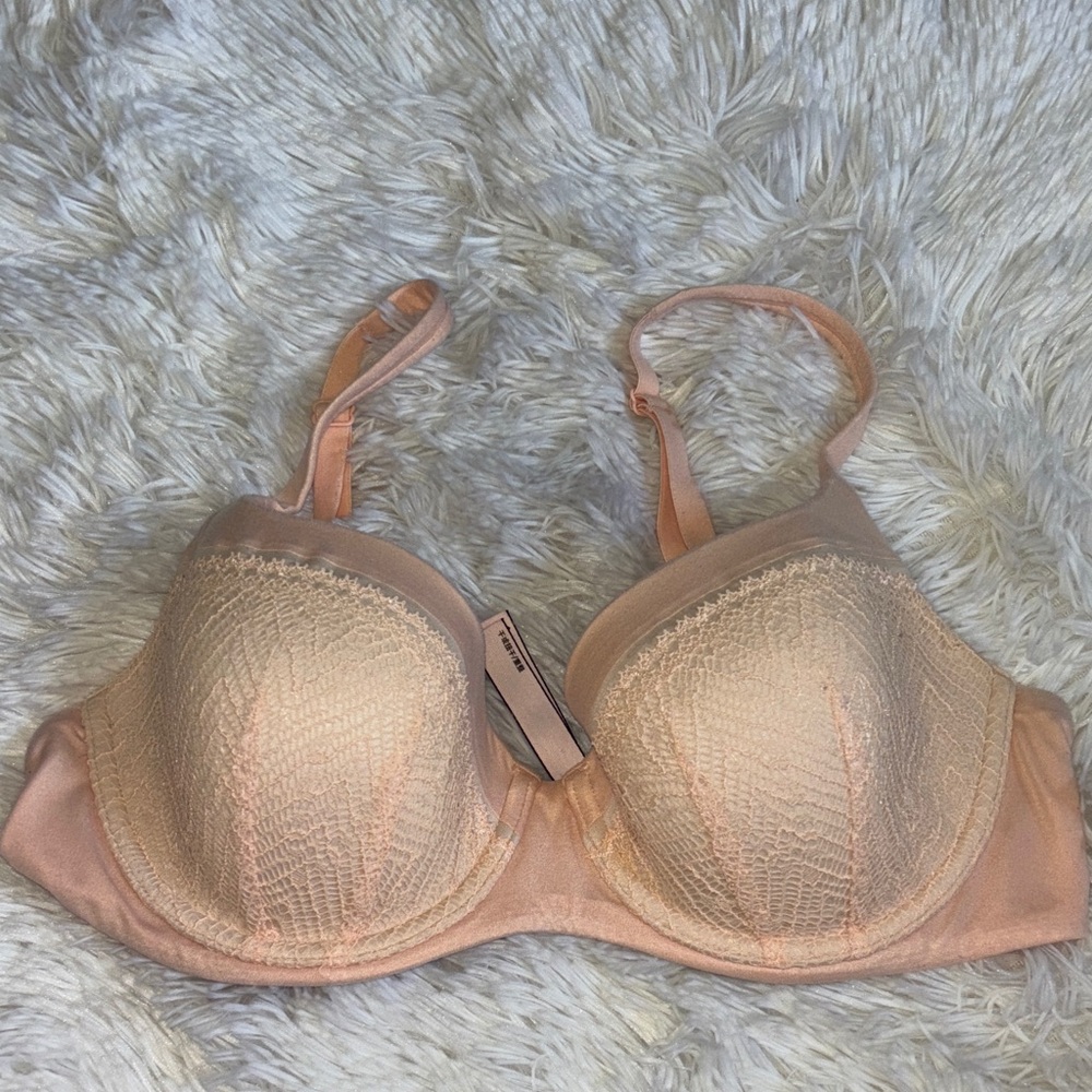 ✨Body By Victoria Secret Bra